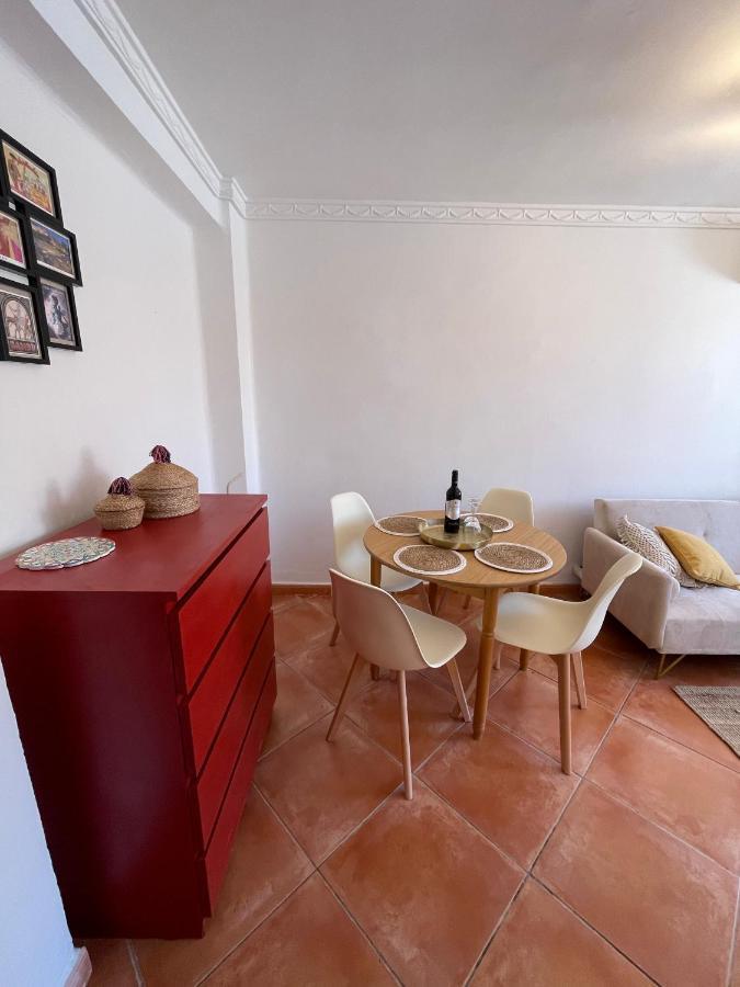 Apartment Two Bedroom In Center With Views Málaga
