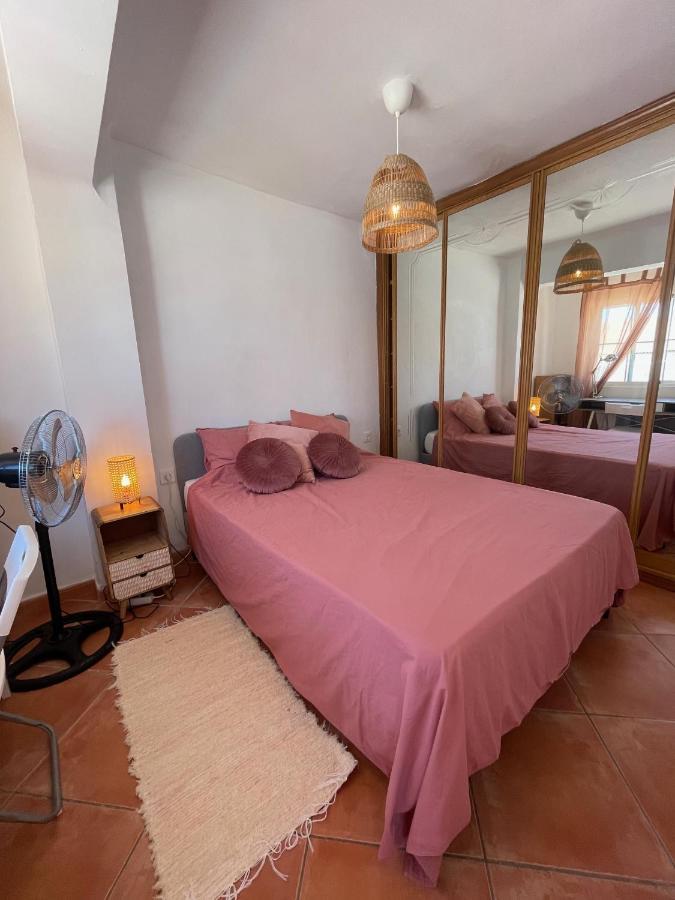 Two Bedroom In Center With Views Màlaga