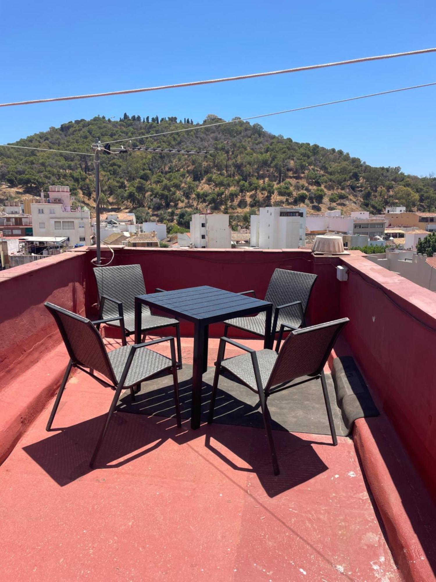 Two Bedroom In Center With Views Appartement Málaga